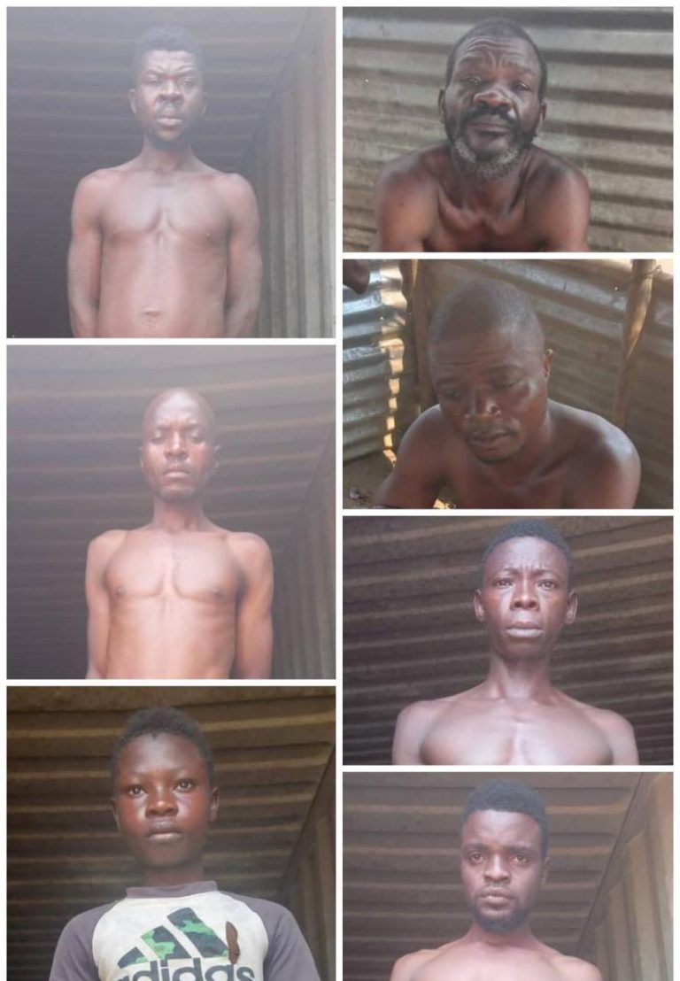 Kwamouth : Les FARDC arrêtent 7 rebelles Mobondo et récupèrent des armes