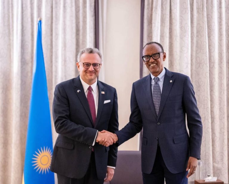 Le conseiller américain Massad Boulos reçu par Paul Kagame à Kigali pour parler paix dans les Grands Lacs