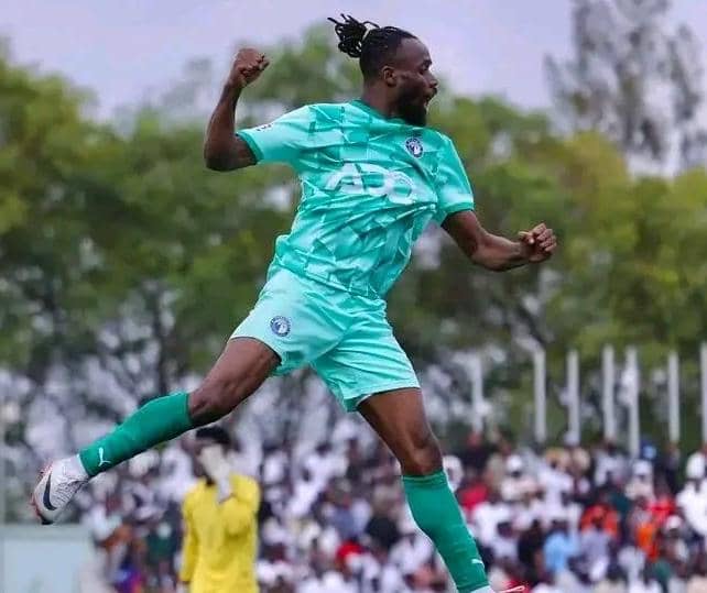 Ligue des Champions CAF : Fiston Mayele propulse Pyramids FC vers la qualification après un doublé contre APR Kigali