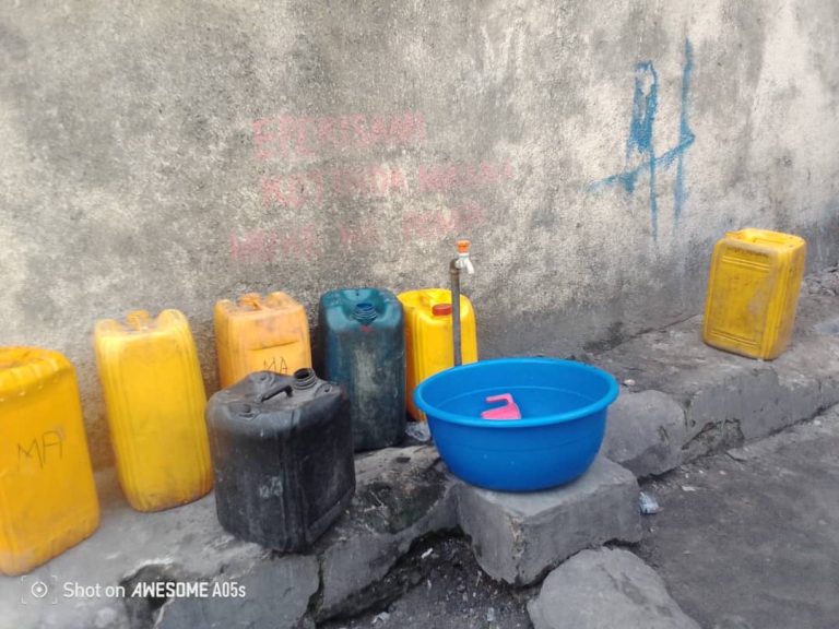 Kinshasa : Deux semaines de pénurie d’eau potable à Kingasani, Kimbanseke