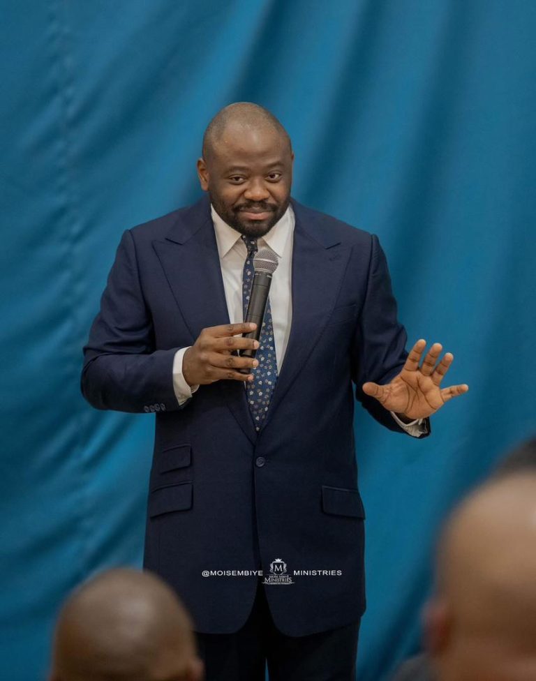 Moïse Mbiye alerte : « 90 % des cuisiniers dans les deuils et les fêtes sont des sorciers »