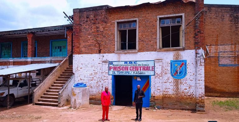 Kasaï : Le directeur de la prison centrale de Tshikapa lance un cri d’alarme face au manque de vivres et de soins médicaux