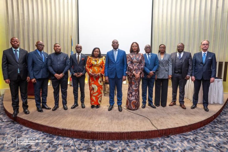 RDC : Guylain Nyembo présente les résultats à mi-parcours de l’INS, de l’ANAPI et de l’UC-PPP
