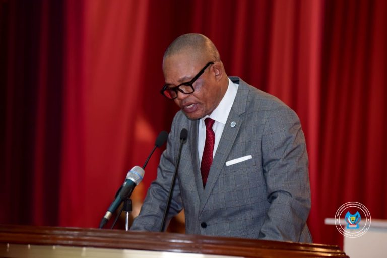 RDC : Peter Kazadi critique la déclaration de la CENCO sur la peine de mort contre Joseph Kabila