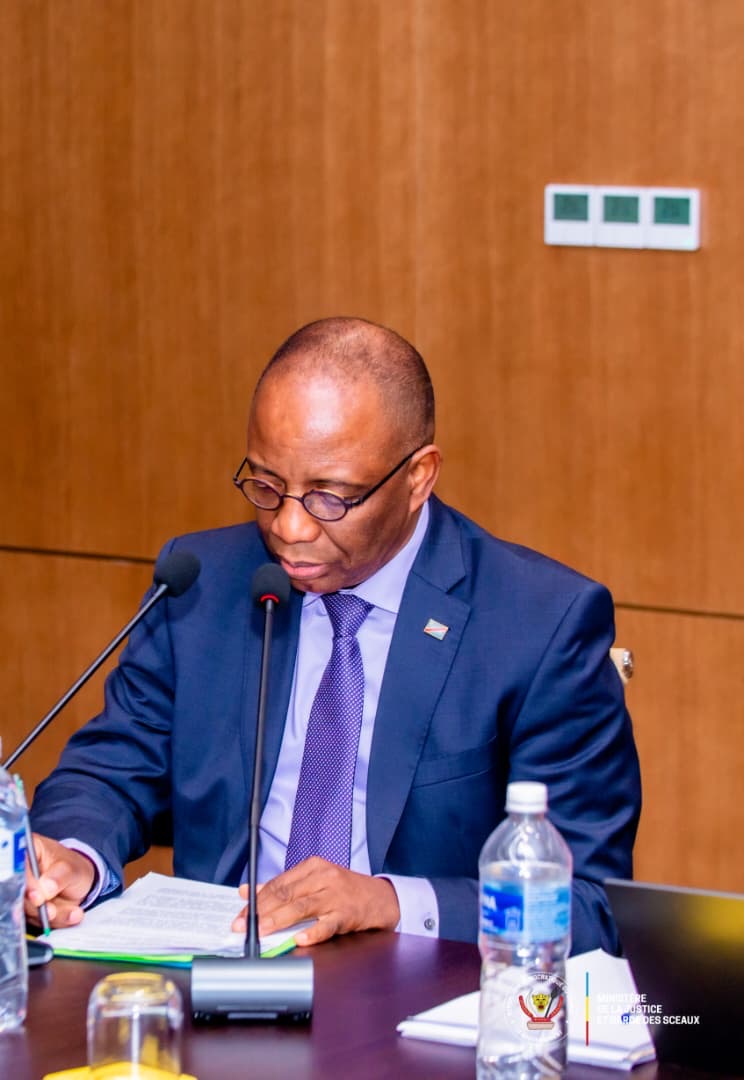 Formation des magistrats : Guillaume Ngefa rappelle les exigences d’impartialité