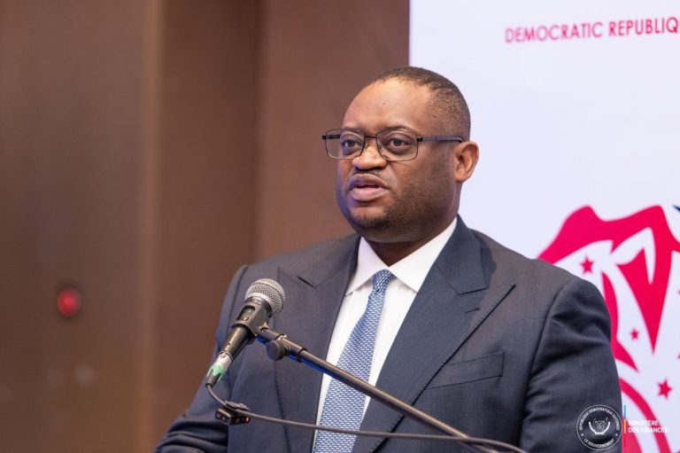RDC : Comment Doudou Fwamba a remis de l’ordre dans les finances publiques