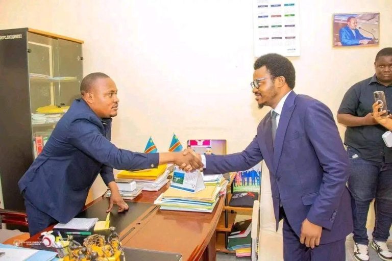 Tshopo : Le gouverneur Paulin Lendongolia et l’Assemblée provinciale engagent un nouveau cycle de concertation