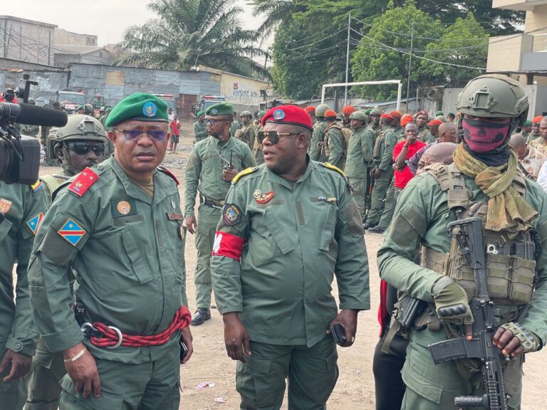 Kinshasa : un bouclage militaire au camp Ndolo permet la saisie de munitions et de stupéfiants