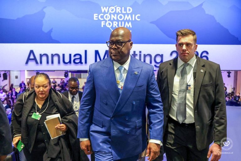 Forum économique de Davos : Le régime de Kinshasa vante les acquis, l’opposition dénonce une «promenade de santé »