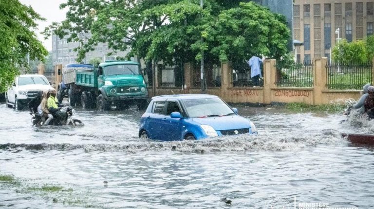 Kinshasa : Le Génie militaire mobilisé pour en finir avec les inondations à Bandalungwa et sur le boulevard Triomphal