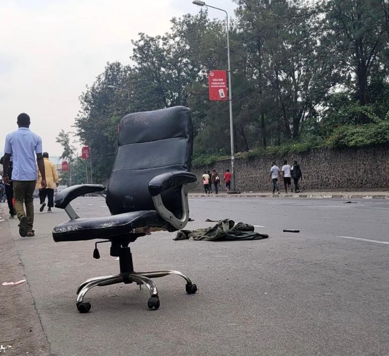 RDC : Les FARDC accusent l’armée rwandaise et le M23-AFC de pillages et de violences sexuelles à Uvira
