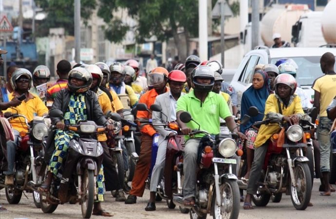 Kinshasa : Les motocyclistes devront suivre une formation au code de la route avant l&rsquo;obtention de leur permis