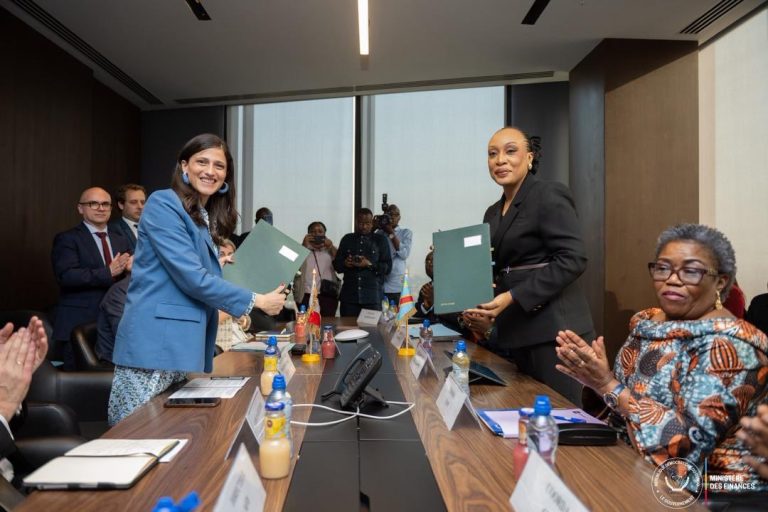 Kinshasa et Paris signent un deuxième protocole d&rsquo;accord sur le financement de plusieurs projets majeurs