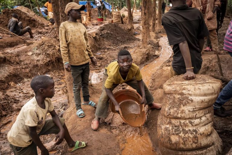 Lwalaba : Au moins 11 morts dans un éboulement sur le site minier artisanal de Tilizwembe, près de Kolwezi