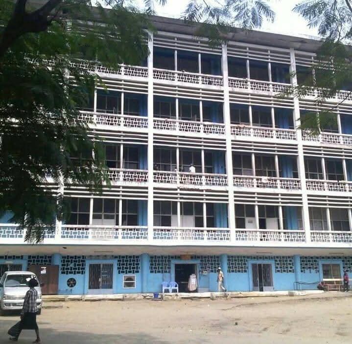 Kinshasa : Le personnel de l’hôpital général de Makala, ex-Sanatorium conteste la suspension du médecin directeur
