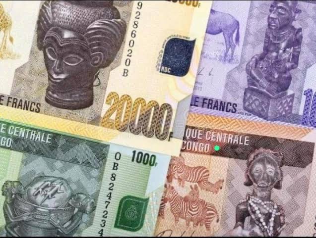 RDC : Le franc congolais s’apprécie de 5,29 % face au dollar américain