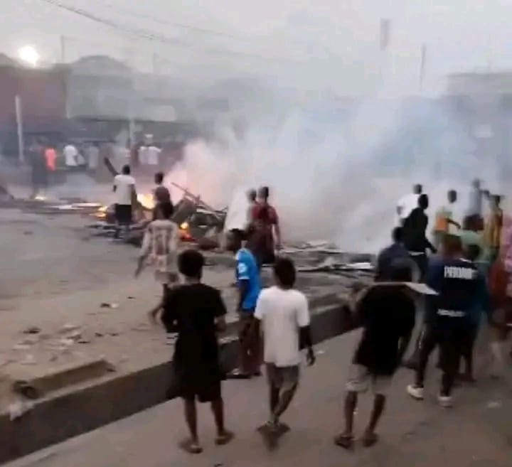 Kinshasa : des émeutes éclatent à Pakadjuma après la démolition d’un site