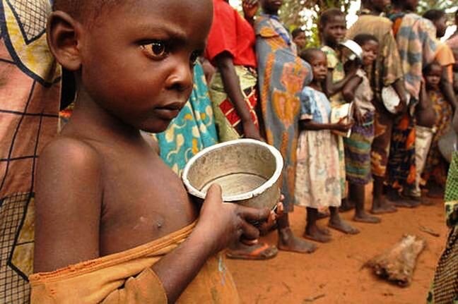 RDC : 64 millions de Congolais vivent avec moins de 5 680 FC par jour, selon l’INS