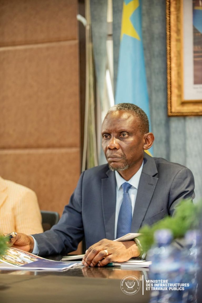 RDC : Le ministre des infrastructures John Banza entame une mission de 8 jours en Afrique du Sud