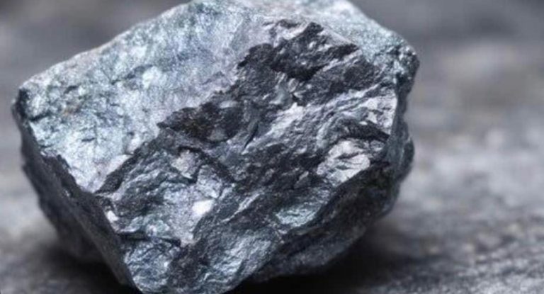 RDC : Le prix du zinc recule légèrement à 3 329,10 USD la tonne