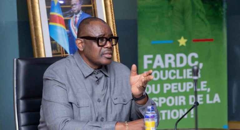 RDC : Louis Watum lance la cartographie géophysique aéroportée du territoire national