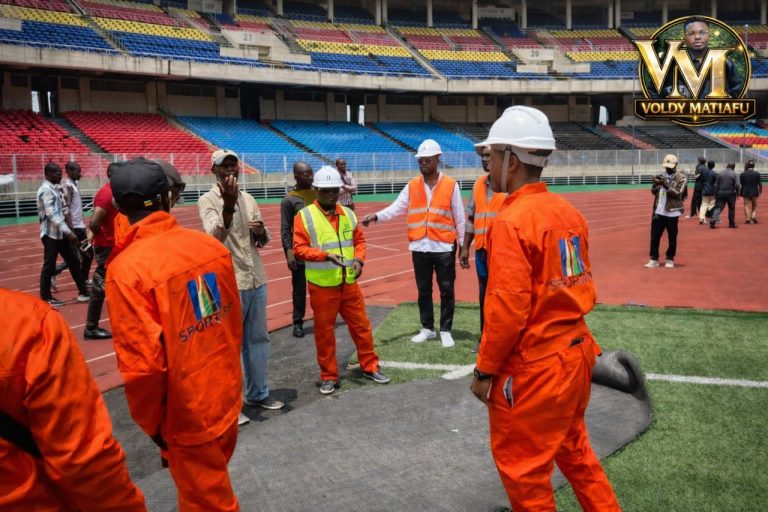 Stade des Martyrs : La vieille pelouse tourne la page, place à l’ère hybride !