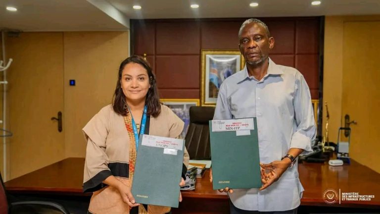 RDC : Le Ministre John Banza et l&rsquo;UNOPS signent un protocole d&rsquo;accord pour l&rsquo;aboutissement des projets infrastructurels
