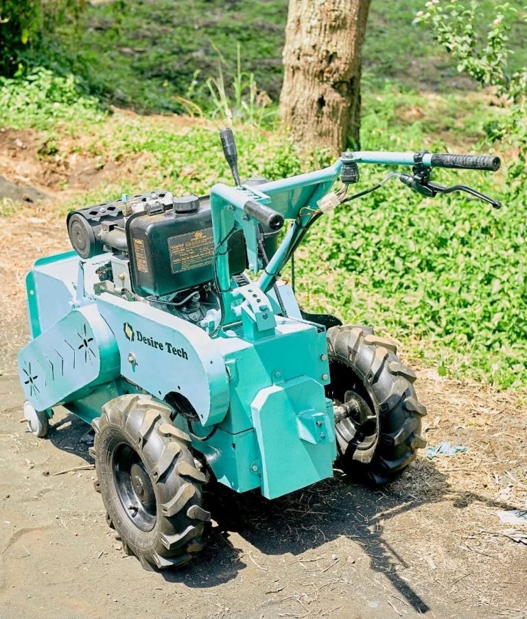 RDC : Un jeune ingénieur fabrique un mini-tracteur à Goma, un autre teste une fusée artisanale à Kinshasa