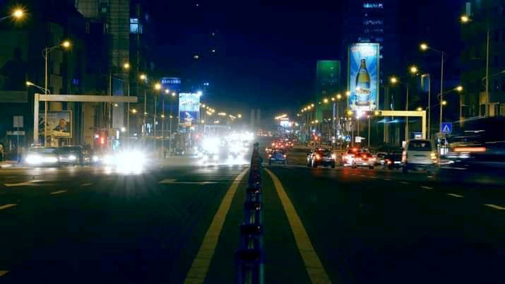 RDC : Malgré l’interdiction, les conducteurs persistent à utiliser les feux LED à Kinshasa
