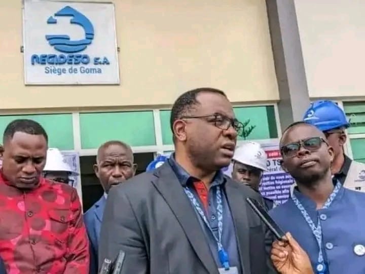Kinshasa : La REGIDESO réduit le coût de raccordement de 250-300$ à seulement 50$