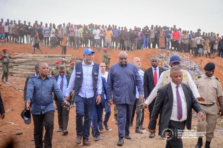 Kinshasa : Jean-Pierre Bemba lance l’offensive contre 34 000 camions de remblais illégaux à Kingabwa