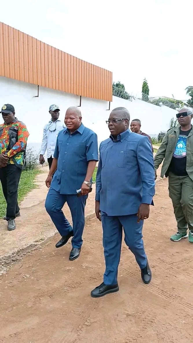 Tshikapa : Le Gouverneur Mukendi et le député Mulamba font le point sur la sécurité et les infrastructures