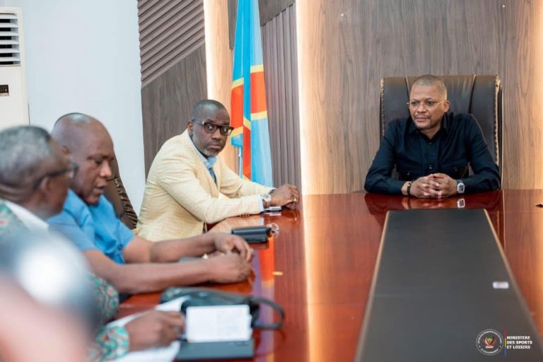 Sanctions de la FIFA : Le DCMP sollicite l’implication du ministre Didier Budimbu