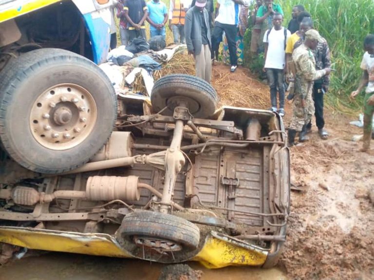 Lomami : Un accident de circulation fait 1 mort et plusieurs blessés à Mwene-Ditu