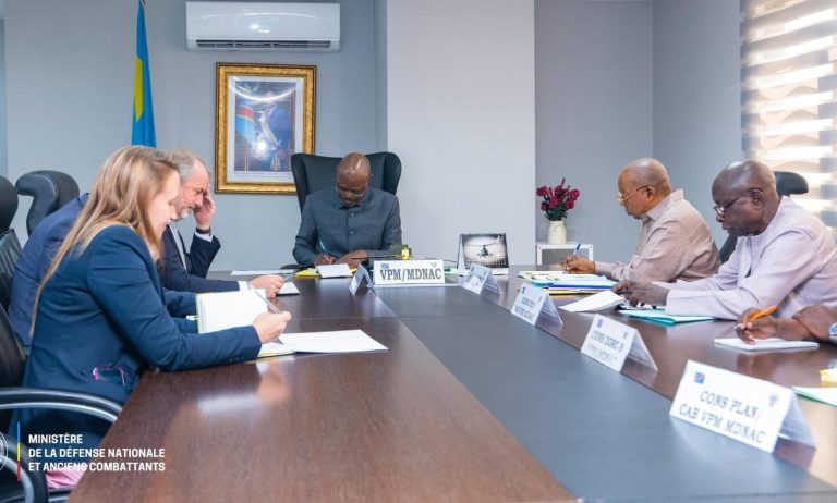 Détenus de guerre : Kinshasa et le CICR intensifient les discussions pour des libérations dans l’Est