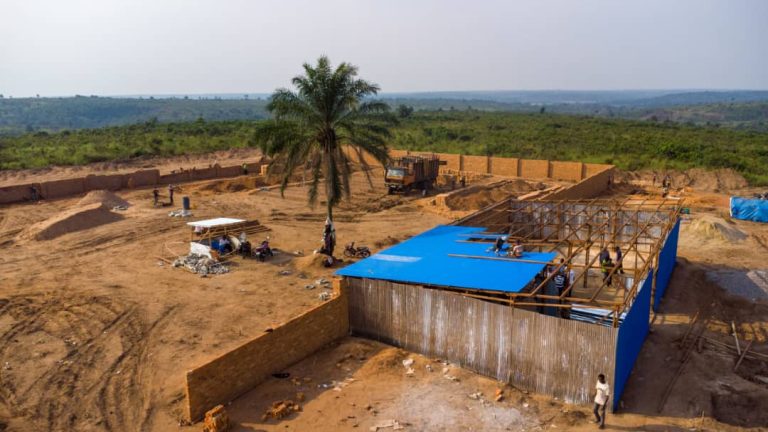 Kananga : la construction du stade moderne de 10 000 places progresse à 20 %