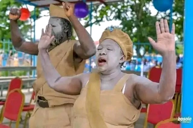 Néné Malemba : 57 ans, vierge et 37 ans sans se doucher, une vie d’ascèse qui intrigue et fascine