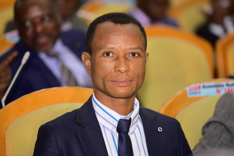 Initiatives de contrôle parlementaire : Aldos Tshitoko adresse une question orale avec débat à Judith Suminwa et interpelle trois membres du gouvernement