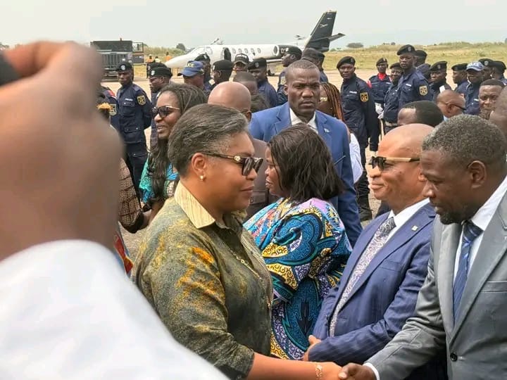 Tanganyika : La Première ministre Judith Suminwa inaugure le programme national des cantines scolaires