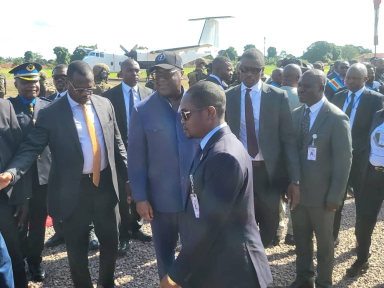 Kwilu : Félix Tshisekedi achève son itinérance après la 13ᵉ Conférence des gouverneurs à Bandundu