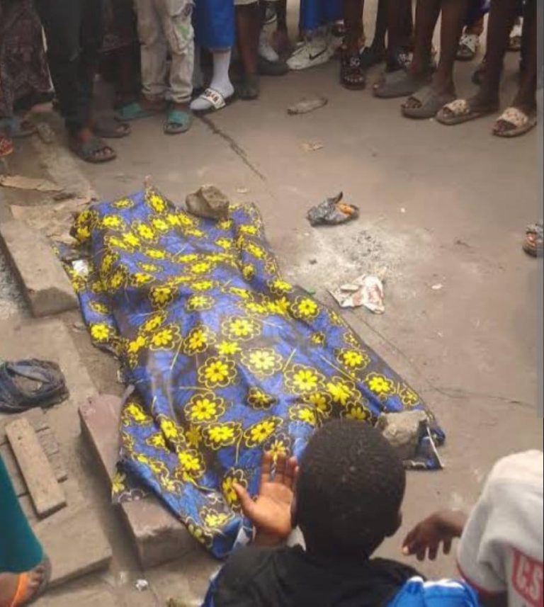 Kinshasa : Un corps calciné découvert à Ngaliema