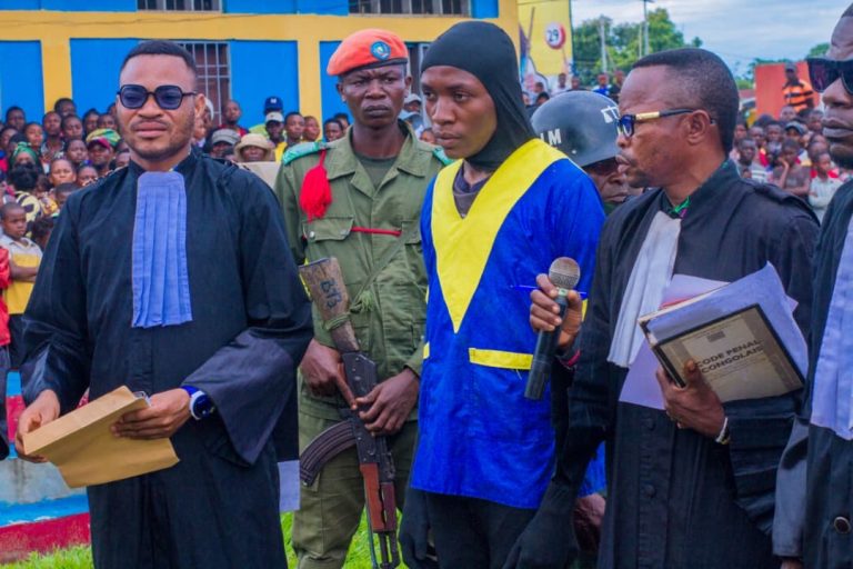 Kwilu : Le Tribunal militaire de Kikwit inflige 5 ans de prison à un chef de gang pour terrorisme
