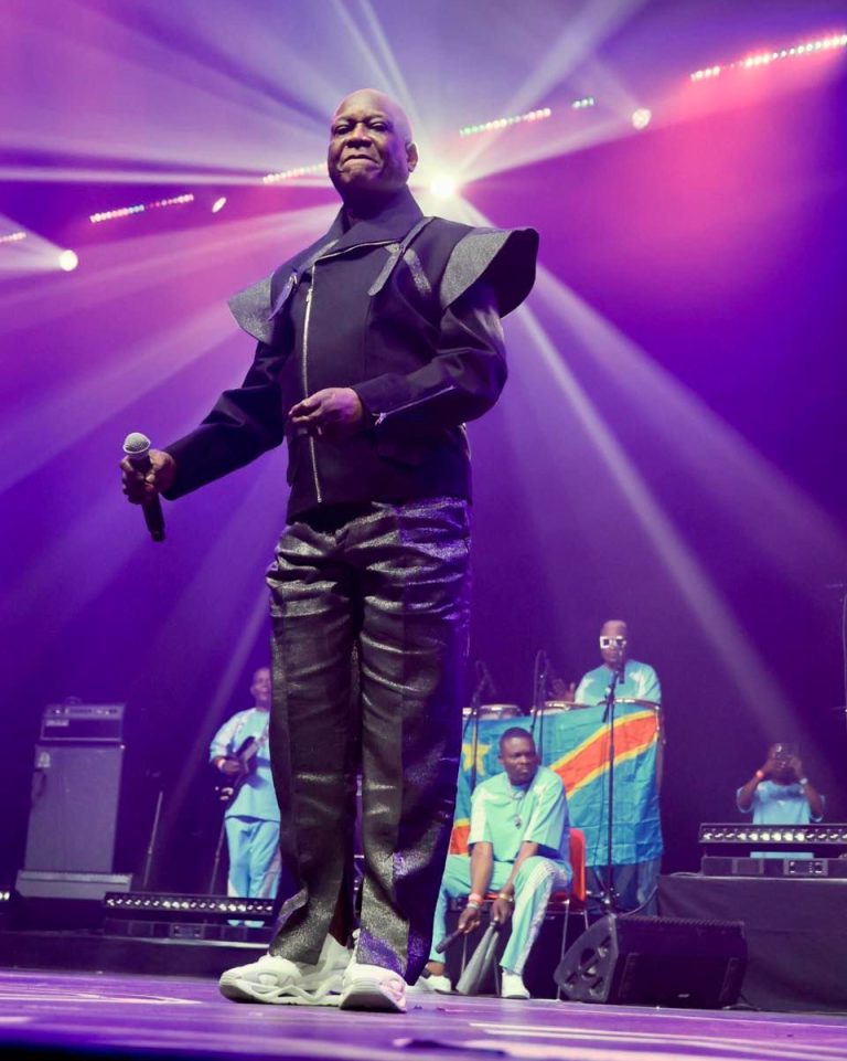 Zénith de Paris : Jossart Nyoka Longo rassemble plusieurs générations en concert