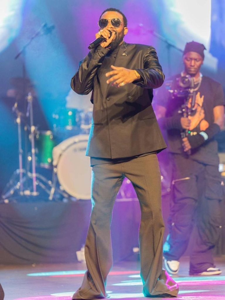 Fally Ipupa : De nouveaux billets mis en vente pour son concert du 2 mai au Stade de France