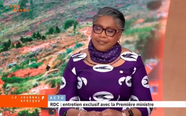 Accueil de migrants : Judith Suminwa justifie, l’opinion doute