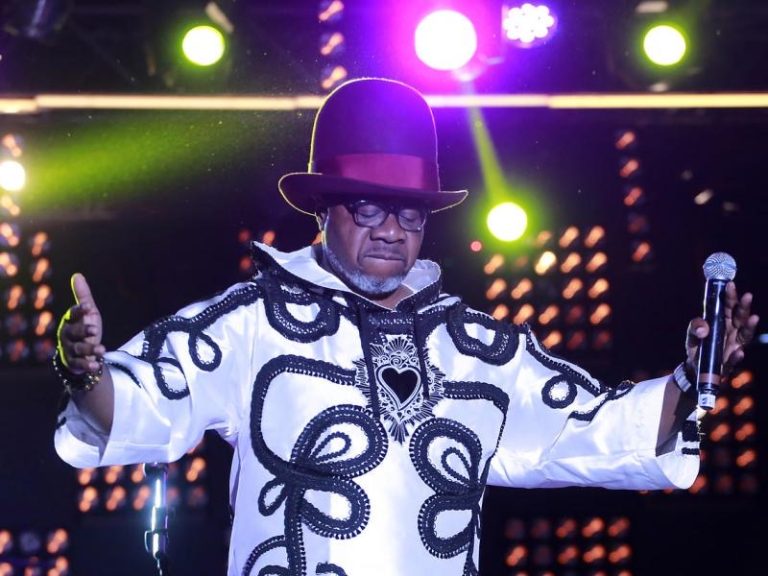 Papa Wemba, de Kinshasa aux scènes internationales : L’épopée d’une légende
