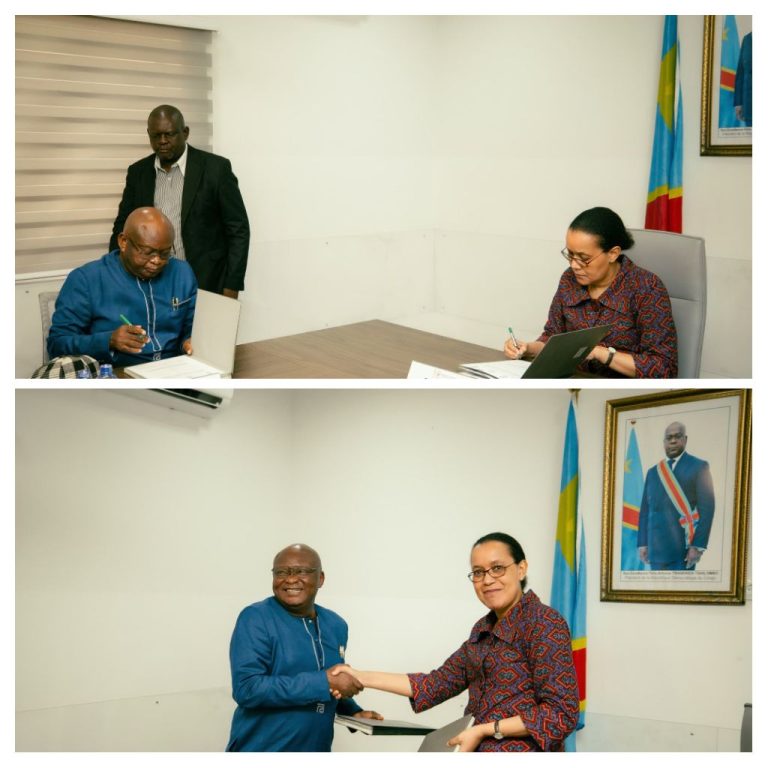 RDC : le gouvernement confie l’impression des diplômes scolaires au SENAPI