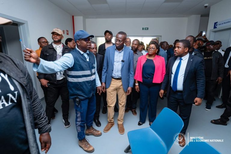 Coopération RDC-Angola : Daniel Mukoko Samba en mission d&rsquo;inspection au Kongo Central pour dynamiser le commerce transfrontalier