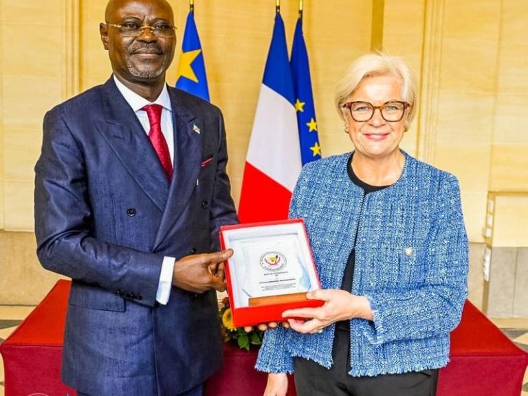 Réforme de la défense congolaise : Kinshasa plaide à Paris pour un partenariat axé sur des résultats concrets
