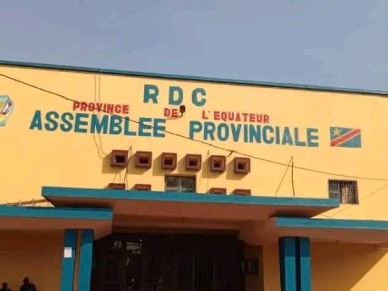 Équateur : Les notables réclament la dissolution de l’assemblée provinciale à travers une pétition